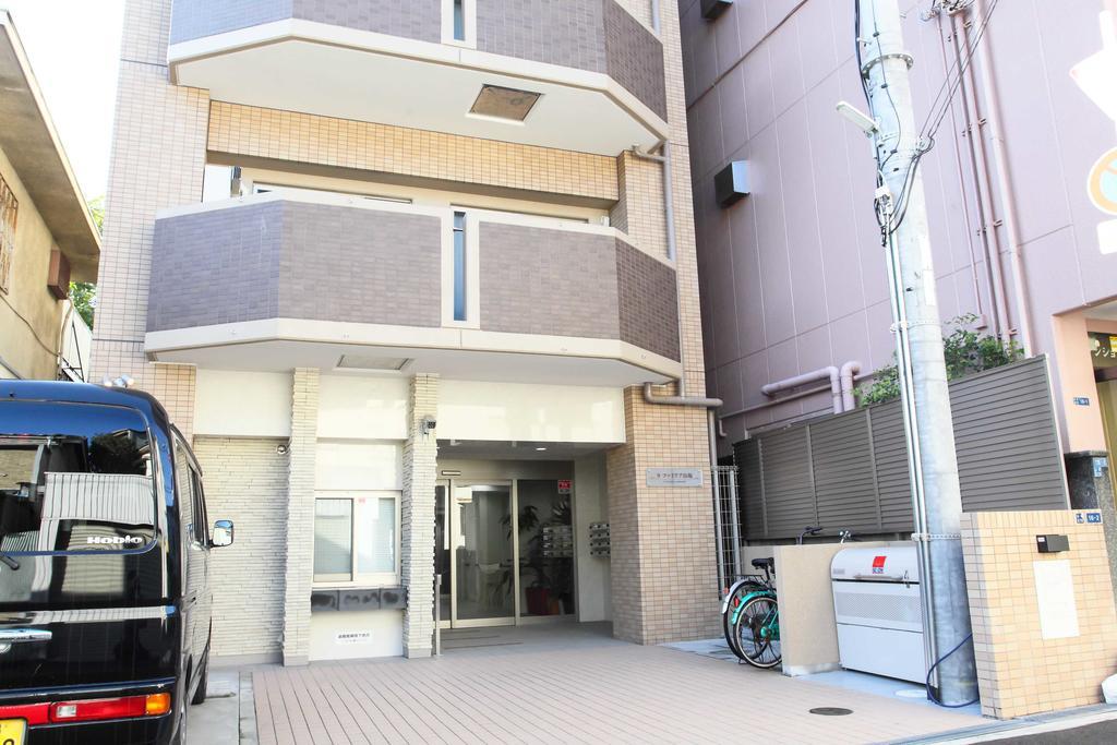La Familia Yamasaka Apartment Osaka Exterior photo