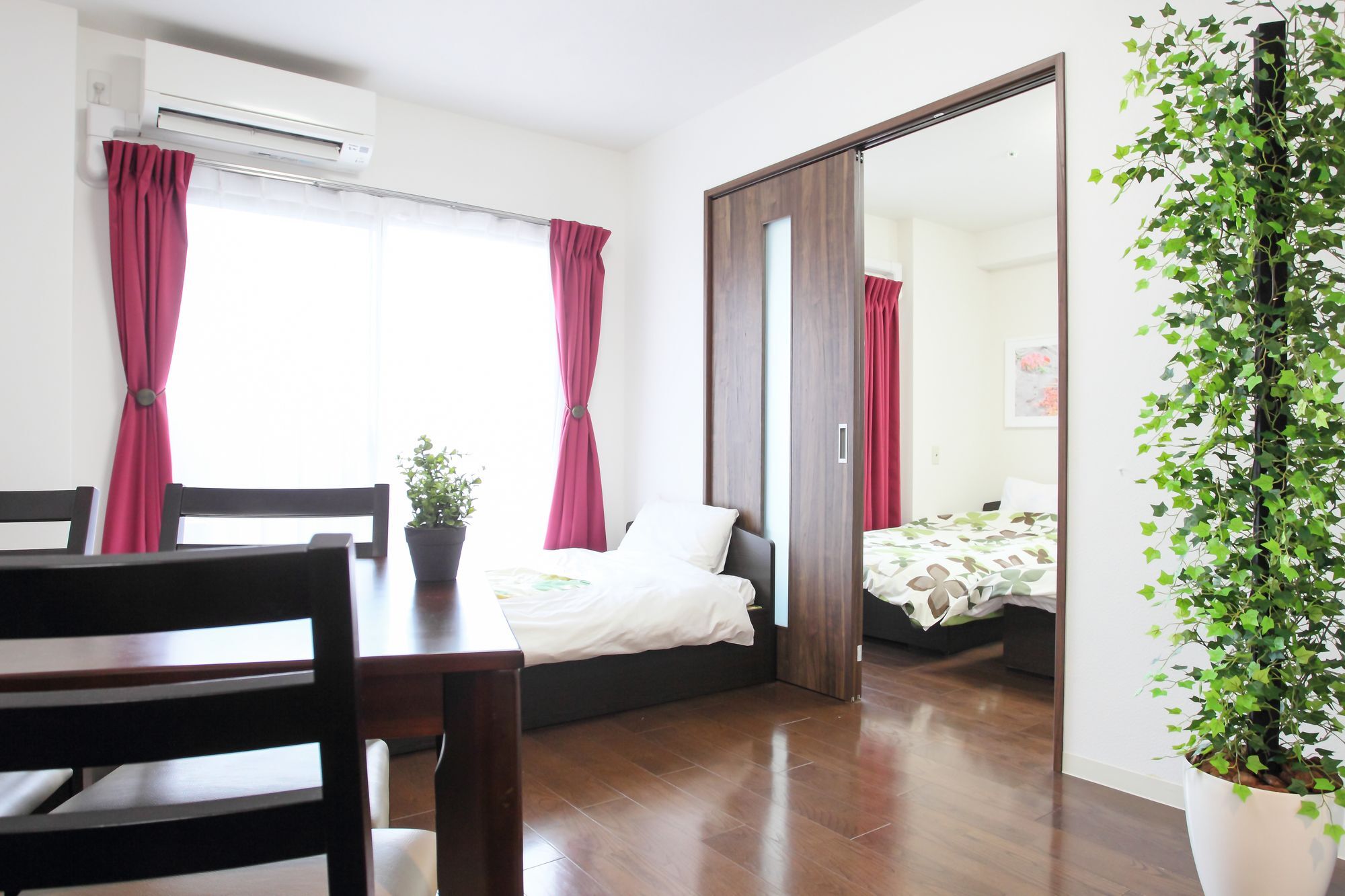 La Familia Yamasaka Apartment Osaka Exterior photo